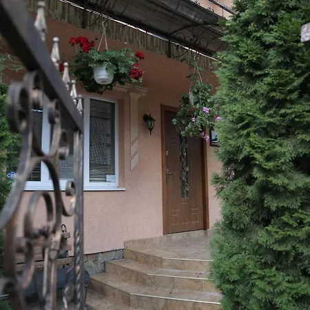 Ferienhaus затишок Synjak